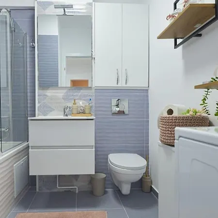 Casa Venus - Langa Iulius Mall Apartment *